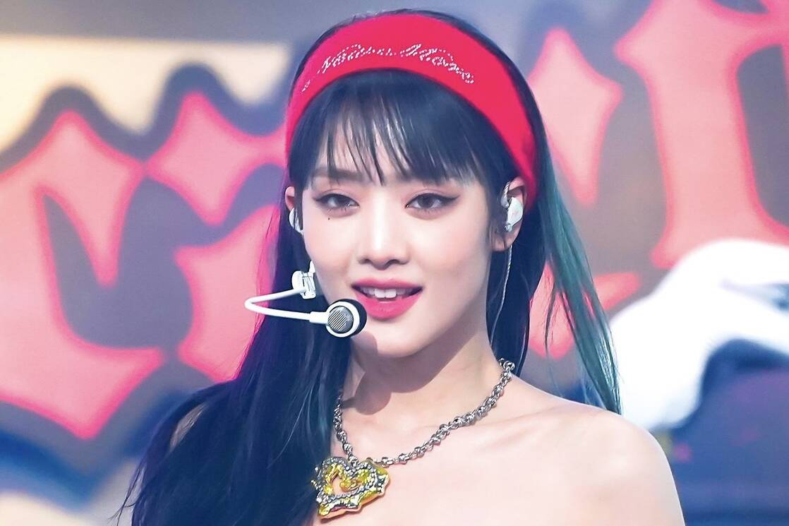 Gia thế khủng của bạn thân Lisa (Blackpink)